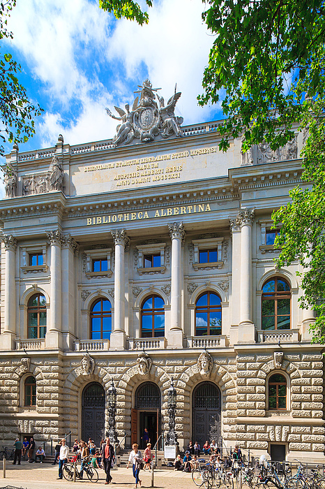 Bibliotheca Albertina Main Entrance